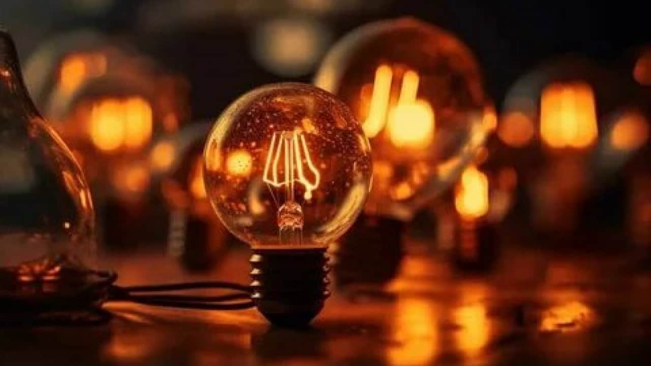 Foto - İstanbul'a 9 saatlik elektrik kesintisi ! 22 ilçede şalterler iniyor!