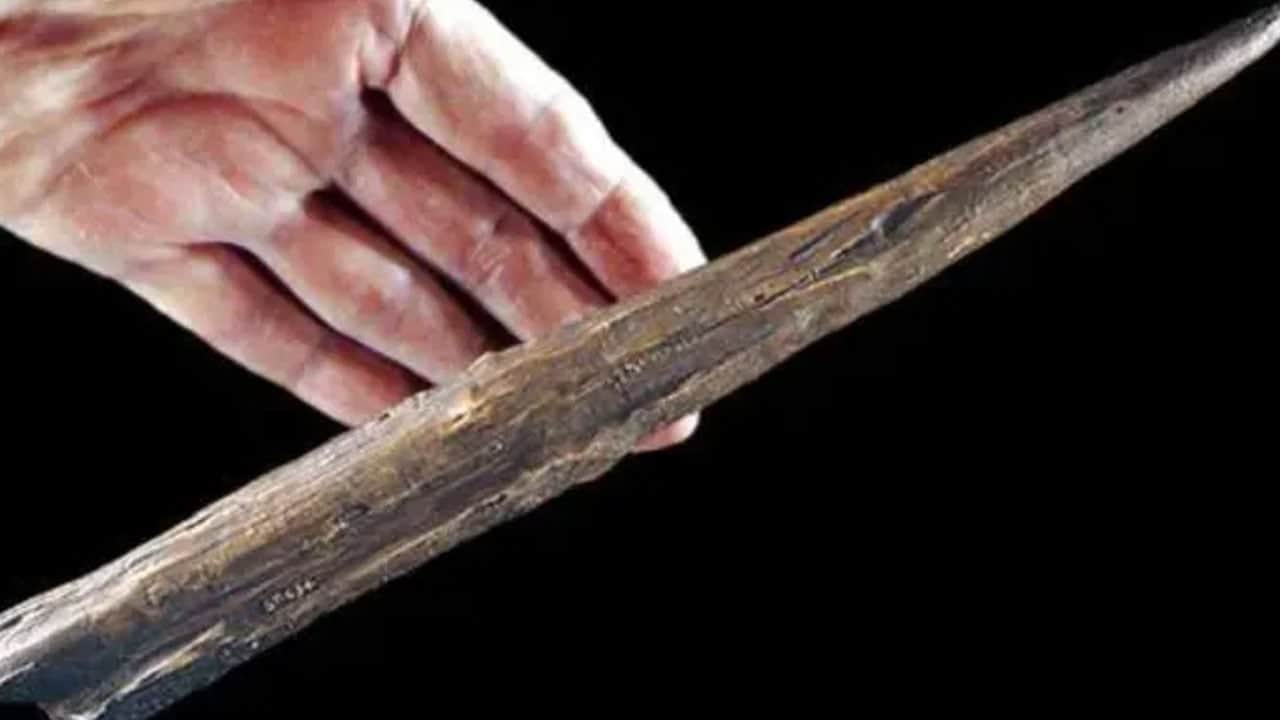 Foto - İşte dünyanın en eski silahı: Yaklaşık 400 bin yıllık gizemli eser ortaya çıktı! İnsanlık tarihini değiştiriyor!