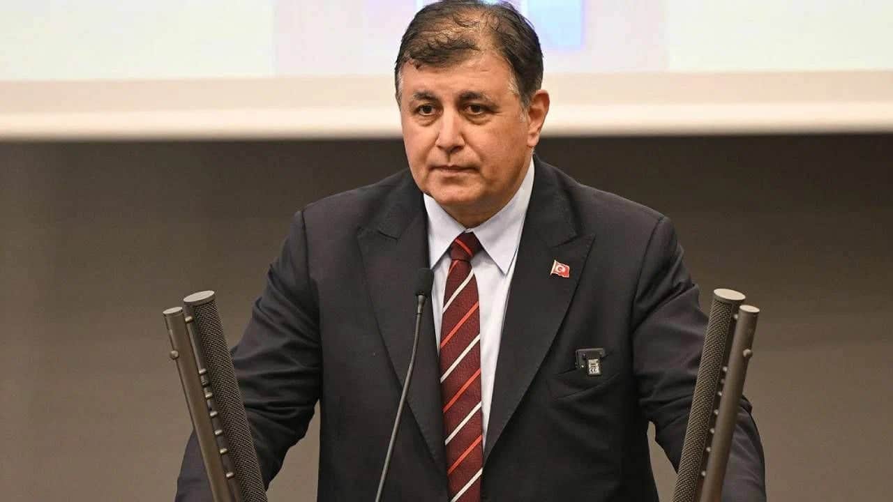 Foto - İşte şimdi ortalık fena karışacak! "AK Parti’ye geçecek" denilen Cemil Tugay’dan şok karar