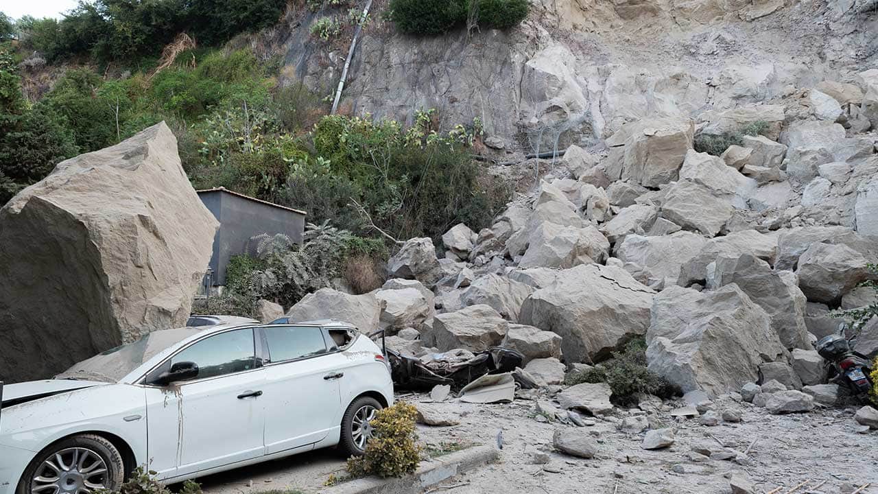 Foto - İtalya'yı deprem vurdu! Yıkım böyle görüntülendi