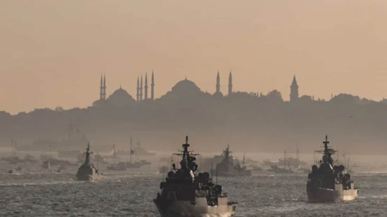 Foto - İzmit Körfezi’nde nefes kesen buluşma: Türk donanması halkı selamlayacak