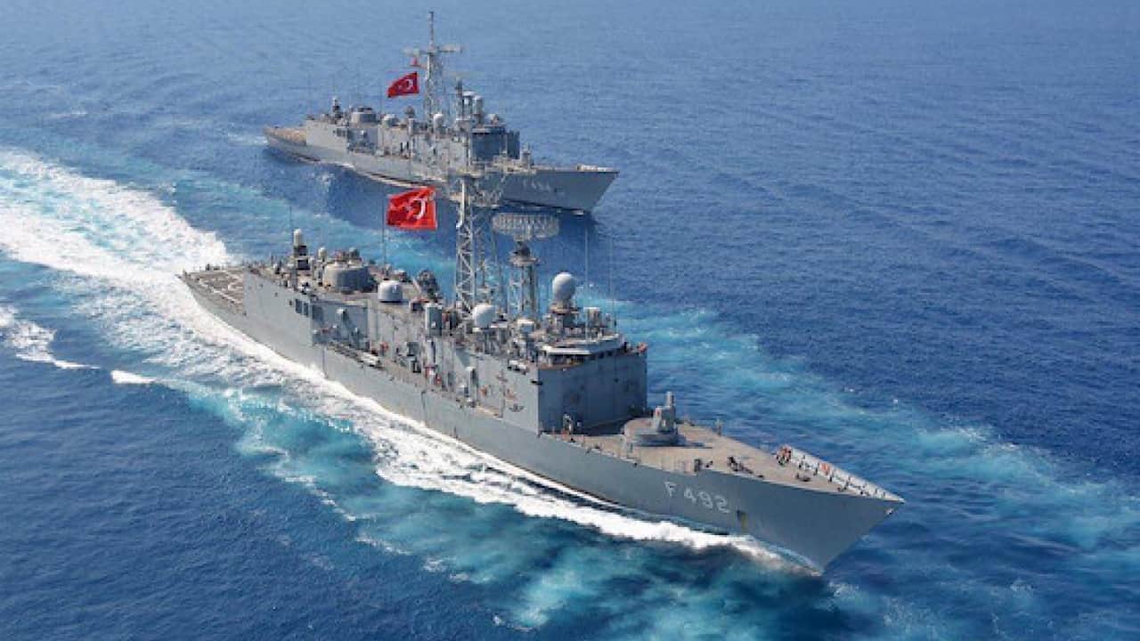 Foto - İzmit Körfezi’nde nefes kesen buluşma: Türk donanması halkı selamlayacak