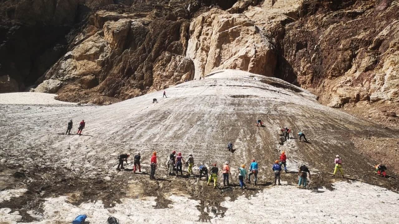 Kampa 200 sporcu katıldı Ağustos ayında Hakkari’de buz tırmanışı