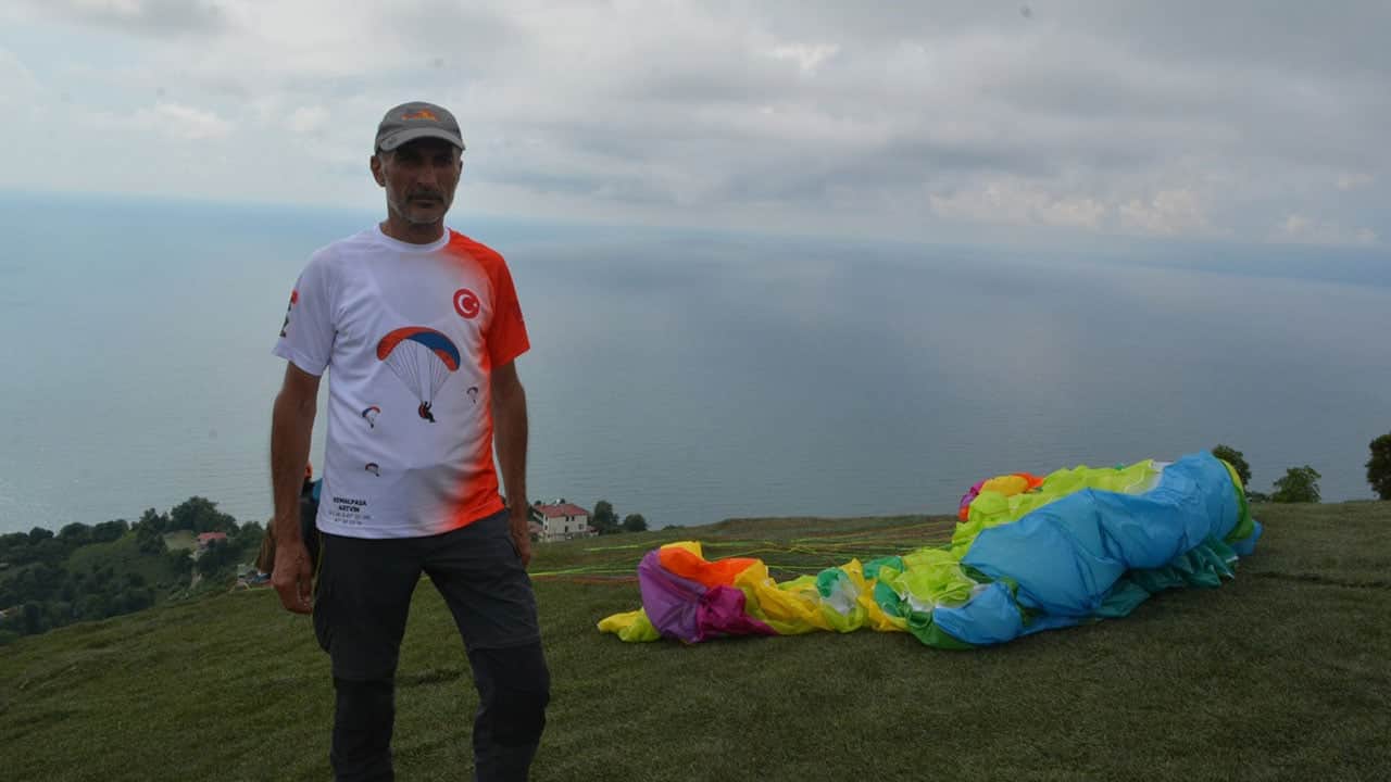 Foto - Kanser tedavisi bile gökyüzünden koparamadı! Ameliyat sonrası 50 kez uçtu