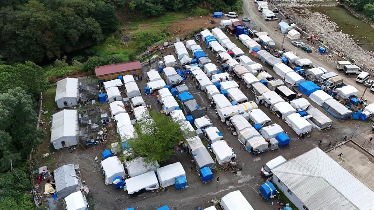 Foto - Karadeniz’e gelmişlerdi! Fındık işçilerinin çocukları için ‘ders zili’ çaldı