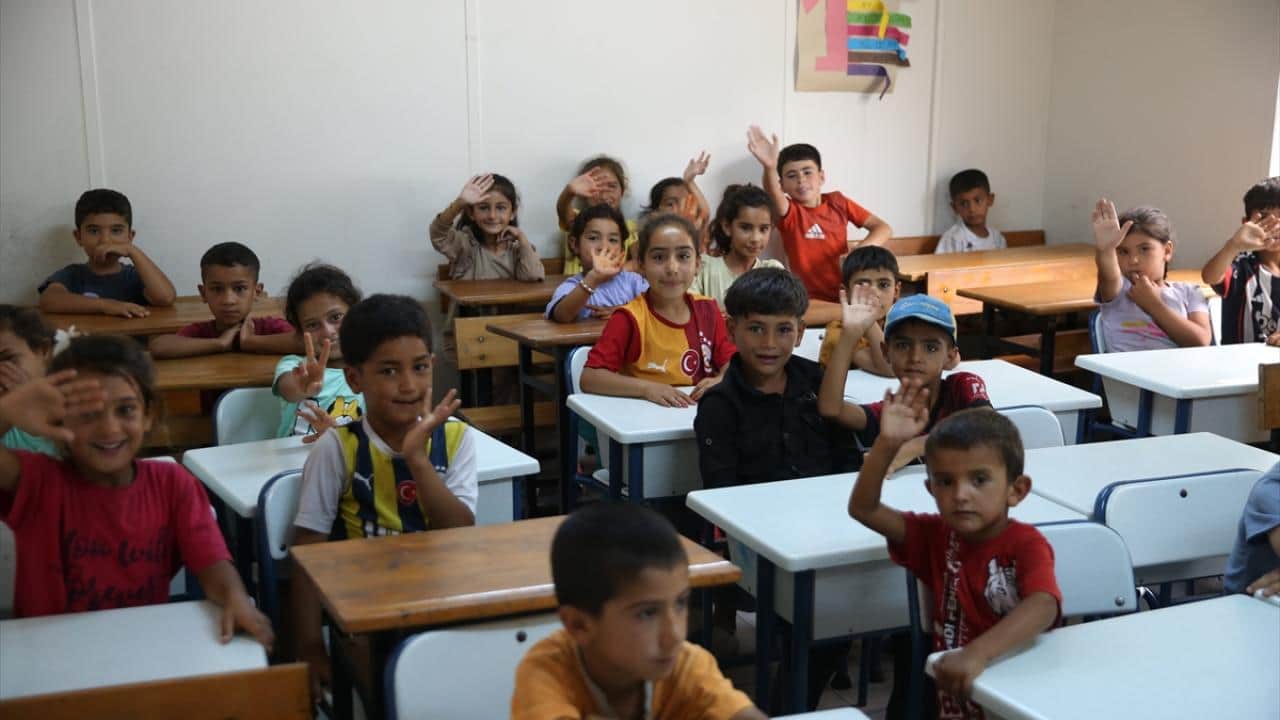Foto - Karadeniz’e gelmişlerdi! Fındık işçilerinin çocukları için ‘ders zili’ çaldı