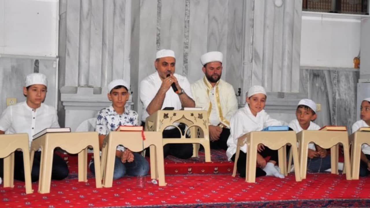 Foto - Karesi’de 20 öğrenci hatim sevincini yaşadı