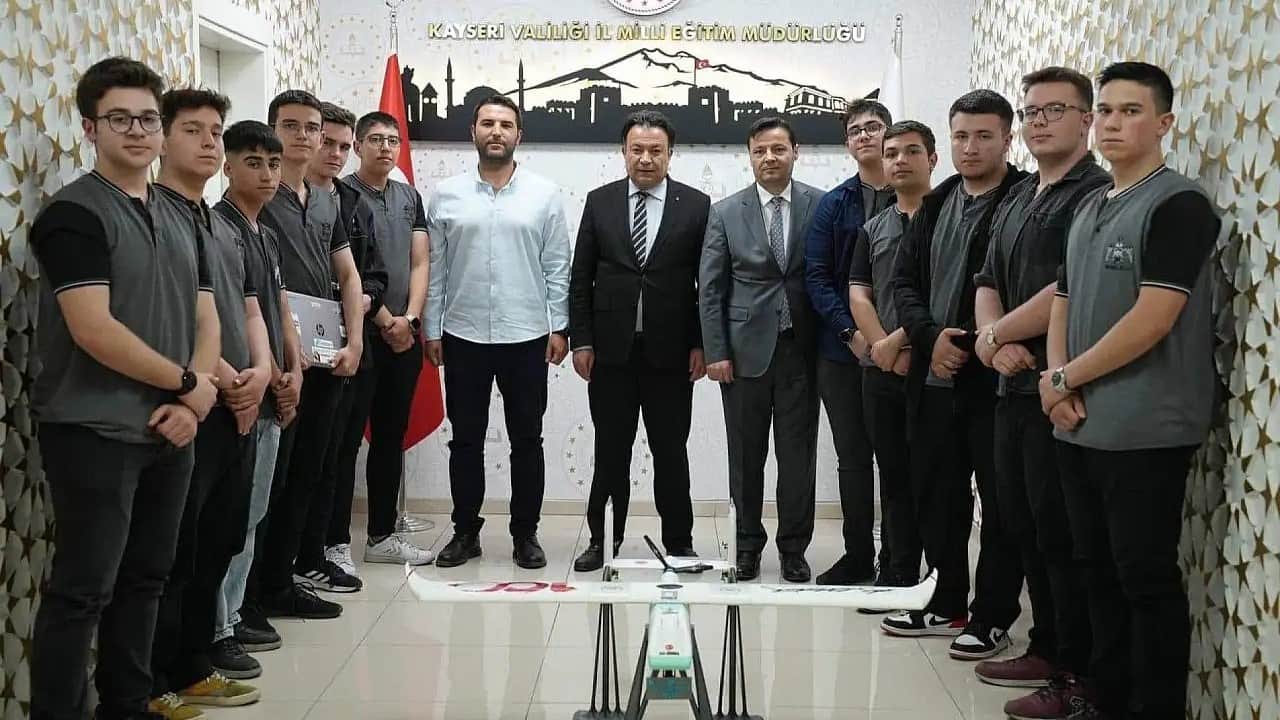 Foto - Kartallar yüksek uçar diyerek yola çıktılar