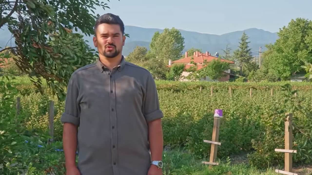 Foto - Kaymakamlık hayalinden vazgeçti, servetine servet kattı: "Kırmızı altın"la parasını 100’e katladı