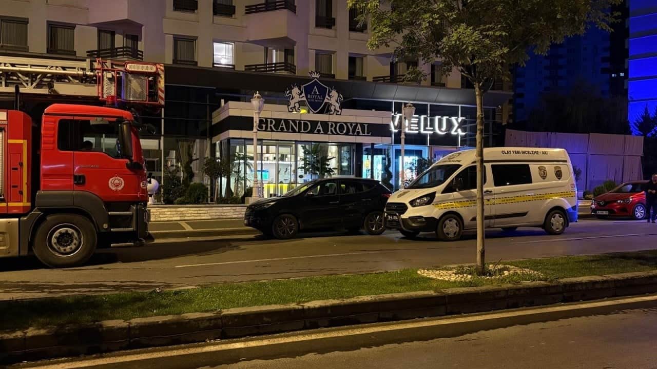 Foto - Kayseri’de otelde dehşet! 5’inci kattan attığı genç kadının peşinden eşyaları fırlattı