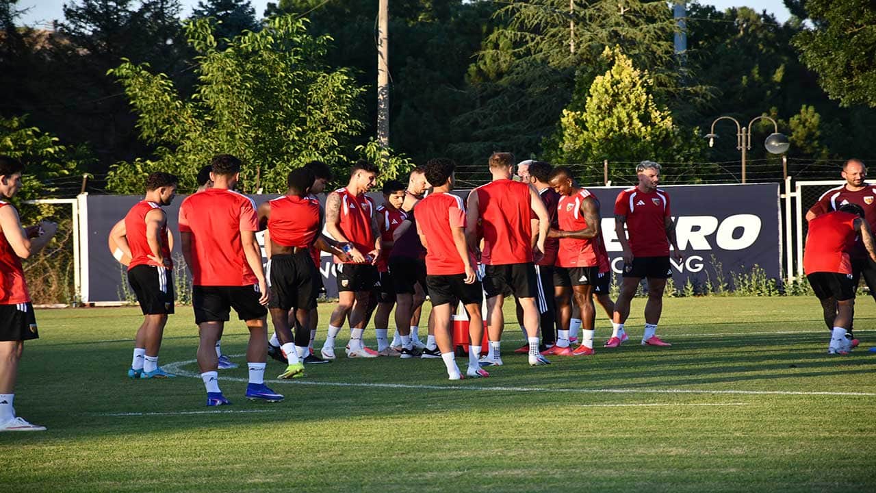 Kayserispor'da dev derbi mesaisi başladı! Atila Gerin'den kararlılık mesajı!