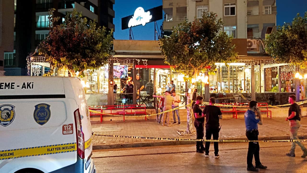 Foto - Kebapçıda dehşet! Kebap yemeye gittiler, kurşun yediler: 4 kişi vuruldu