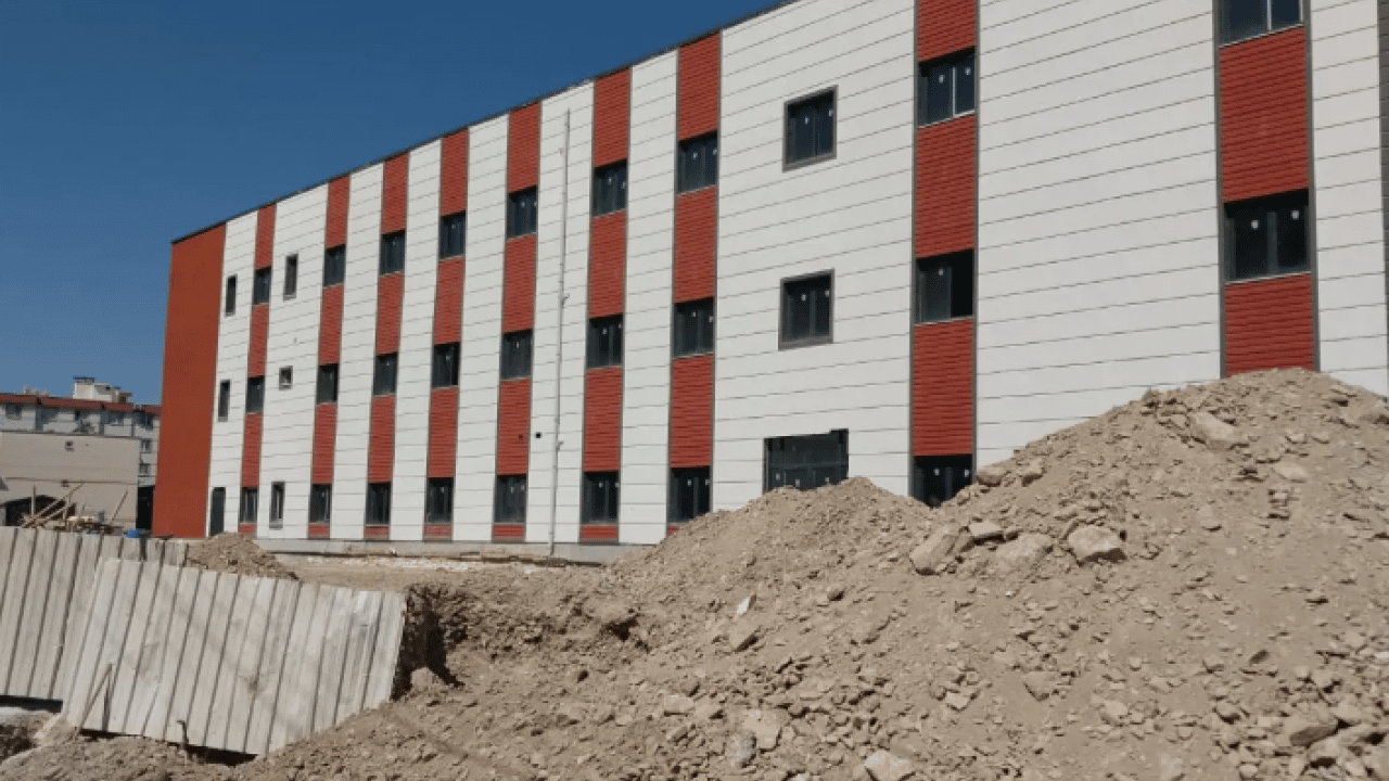 Foto - Kepçeyle kazı yaparken buldular! Bütün çalışmalar durdu!