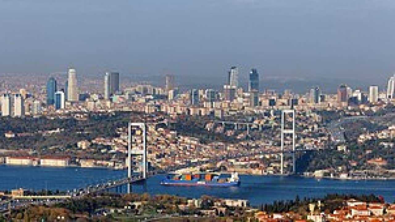Foto - Kilisede o sesi duydu: Müslüman oldu