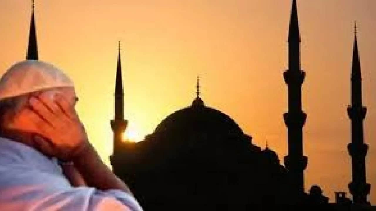 Foto - Kilisede o sesi duydu: Müslüman oldu
