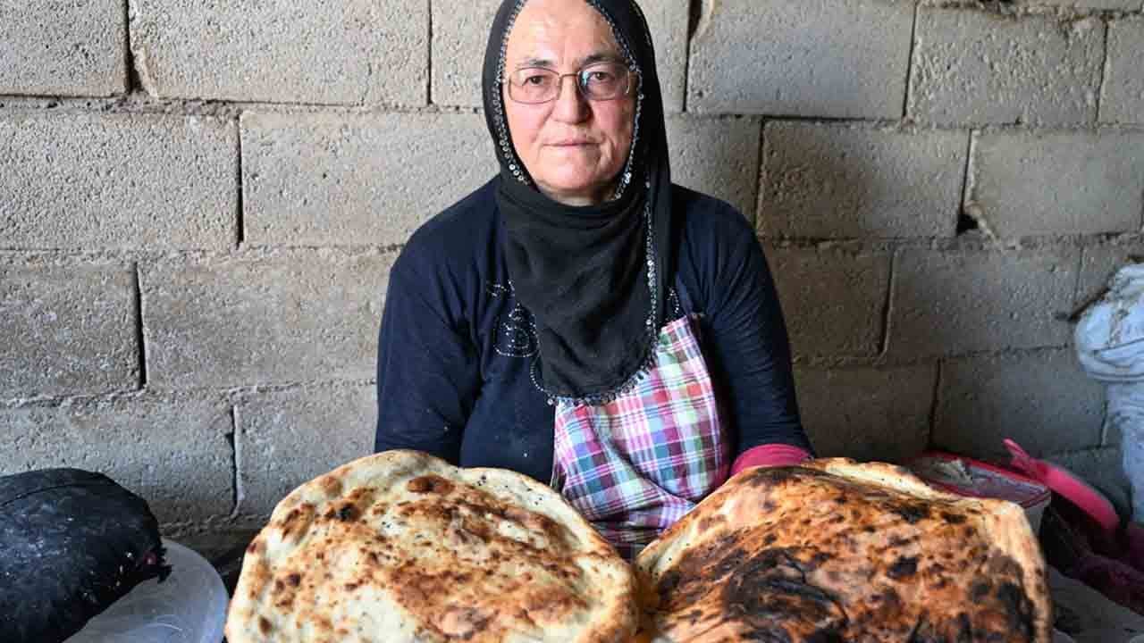 Foto - Killi toprak keçi kılıyla buluştu: İşte o meşhur tandır ekmeğinin sırrı!