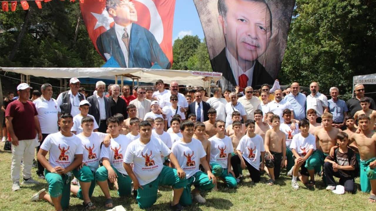 Foto - Kıspetteki yazıyı gören şaştı Recep Tayyip Erdoğan Türkiye ikincisi oldu