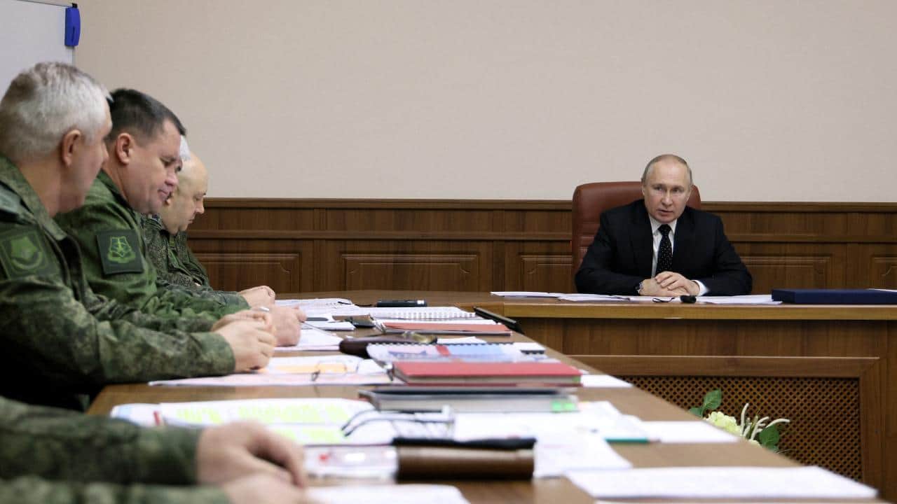 Foto - Komutanları görevden alarak yenilerini atadı Putin ‘Kelle’ aldı
