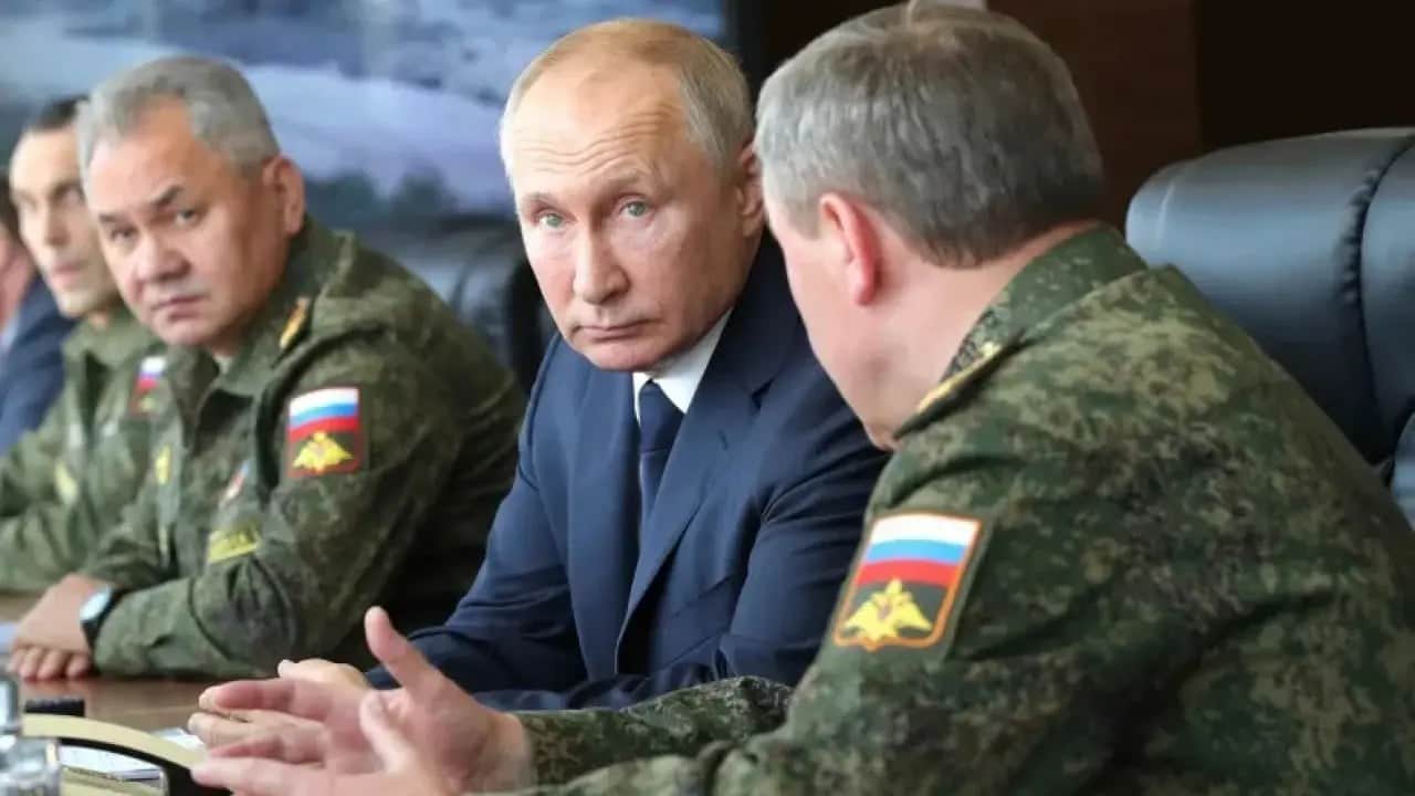 Foto - Komutanları görevden alarak yenilerini atadı Putin ‘Kelle’ aldı