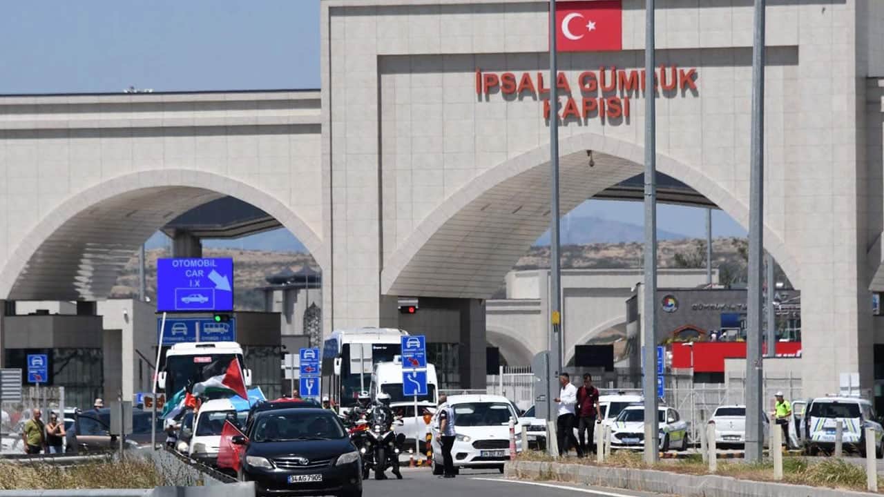 Foto - Konvoy Türkiye’ye giriş yaptı! Srebrenitsa’dan Filistin’e dayanışma yolculuğu