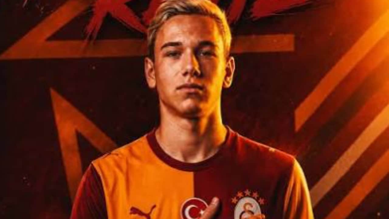 Foto - Kötü sonuçlar yönetimi harekete geçirdi: Galatasaray yıldız oyuncu ile anlaştı