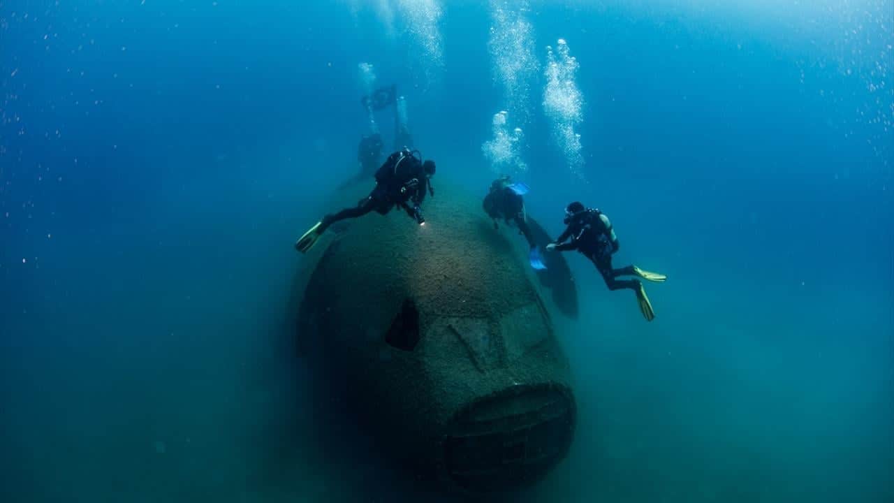 Foto - Kruvaziyer turizminin önemli durağı Kuşadası! Turistler su altı güzelliklerini de keşfediyor