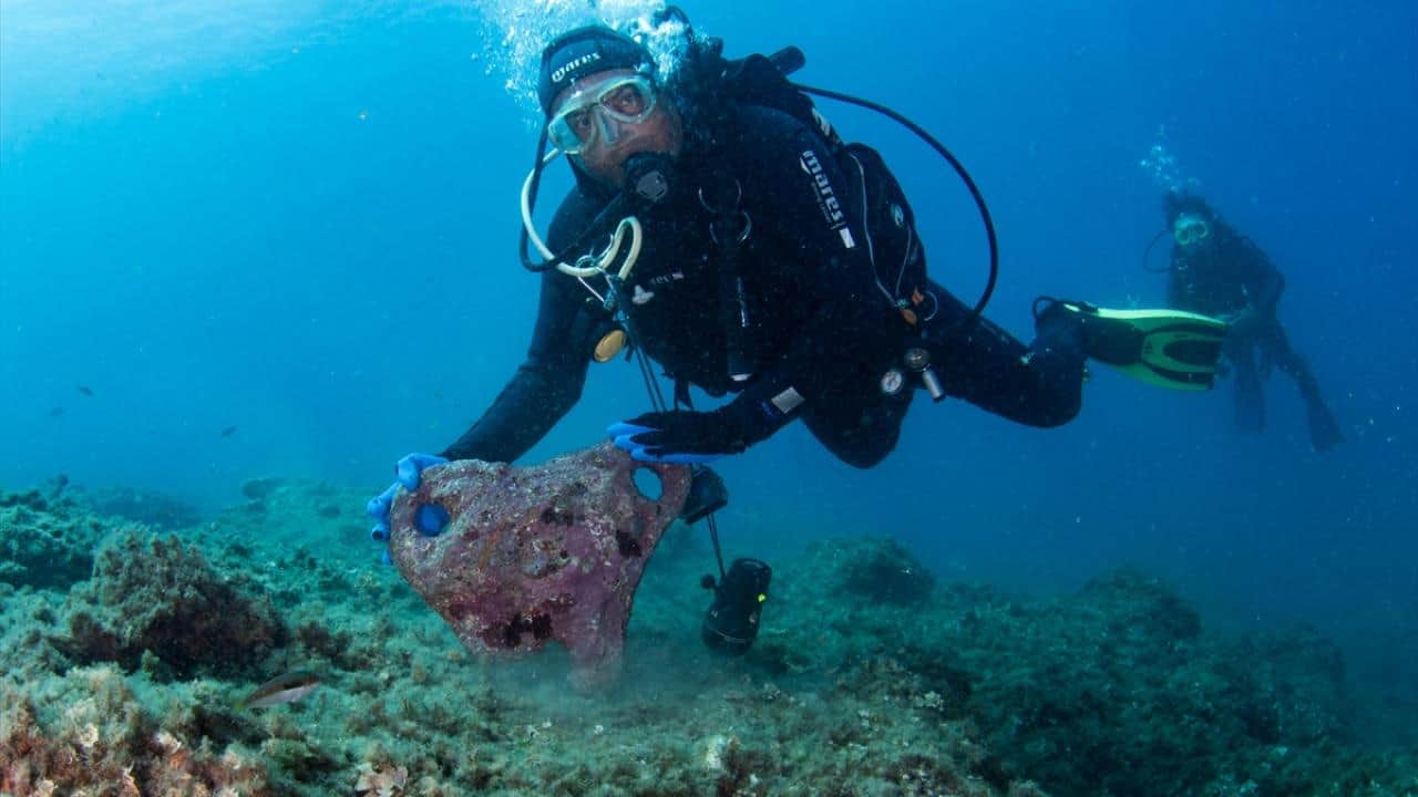 Foto - Kruvaziyer turizminin önemli durağı Kuşadası! Turistler su altı güzelliklerini de keşfediyor