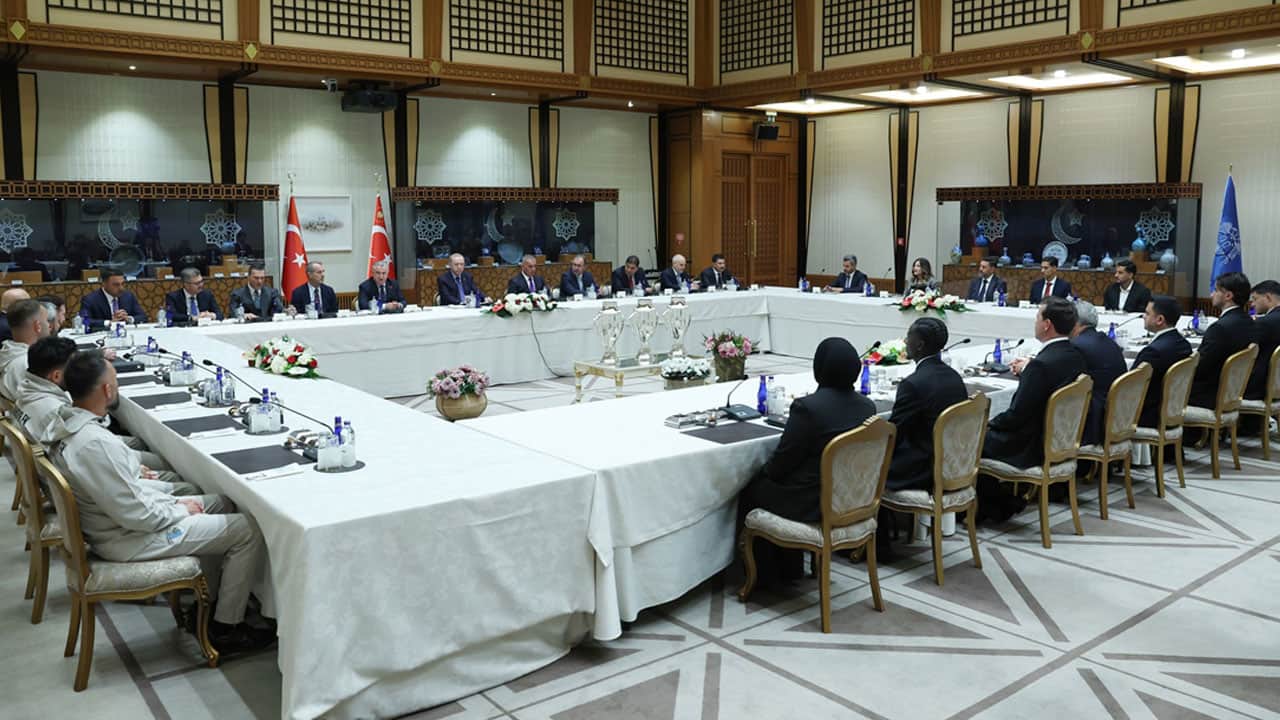Foto - Külliye'de mini spor zirvesi: Cumhurbaşkanı Erdoğan, Süper Lig'e çıkan takımları kabul etti
