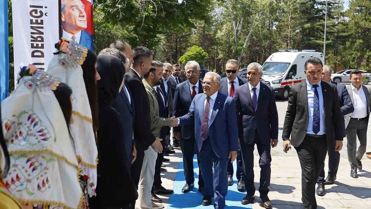 Foto - Kültürün kalbi Kayseri’de attı: Şenlikten 2027 başkentliğine uzanan gurur