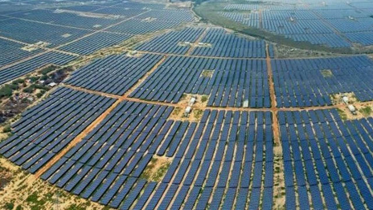 Foto - Kurdukları dev güneş tarlası çölün kaderini değiştirdi: Çöl yeşillenmeye başladı