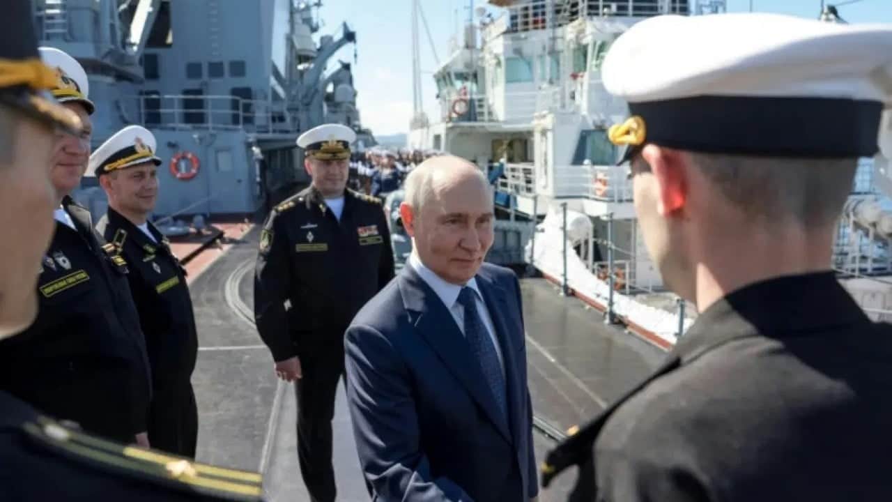 Foto - Kuril Adaları'na ziyareti ‘kesinlikle kabul edilemez’ Japonya’dan Putin’e tepki