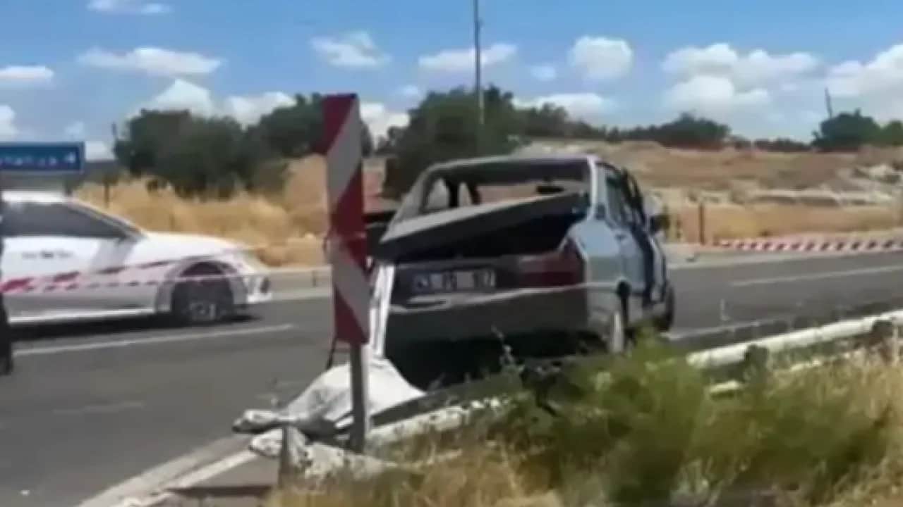 Kütahya'da iki otomobil çarpıştı: Ölü ve yaralılar var!