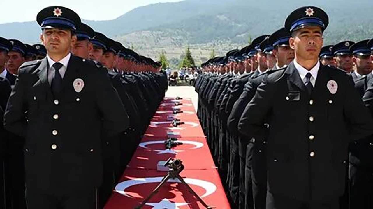 Foto - Lise mezunlarına polislik müjdesi! PMYO 3 bin 250 polis öğrenci alımı başvuruları başladı!