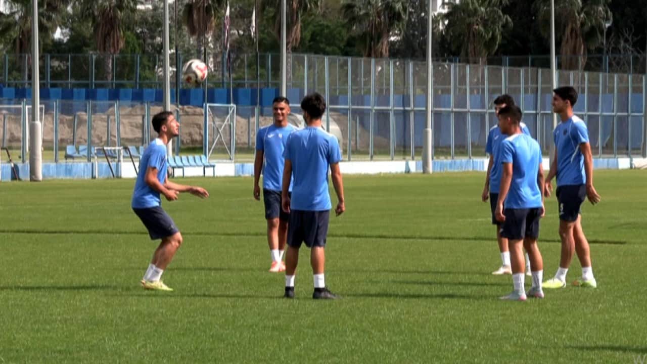 Foto - Maç içinde sık sık kafa topuna çıkıyorlar: Defans oyuncularını bekleyen büyük tehlike!