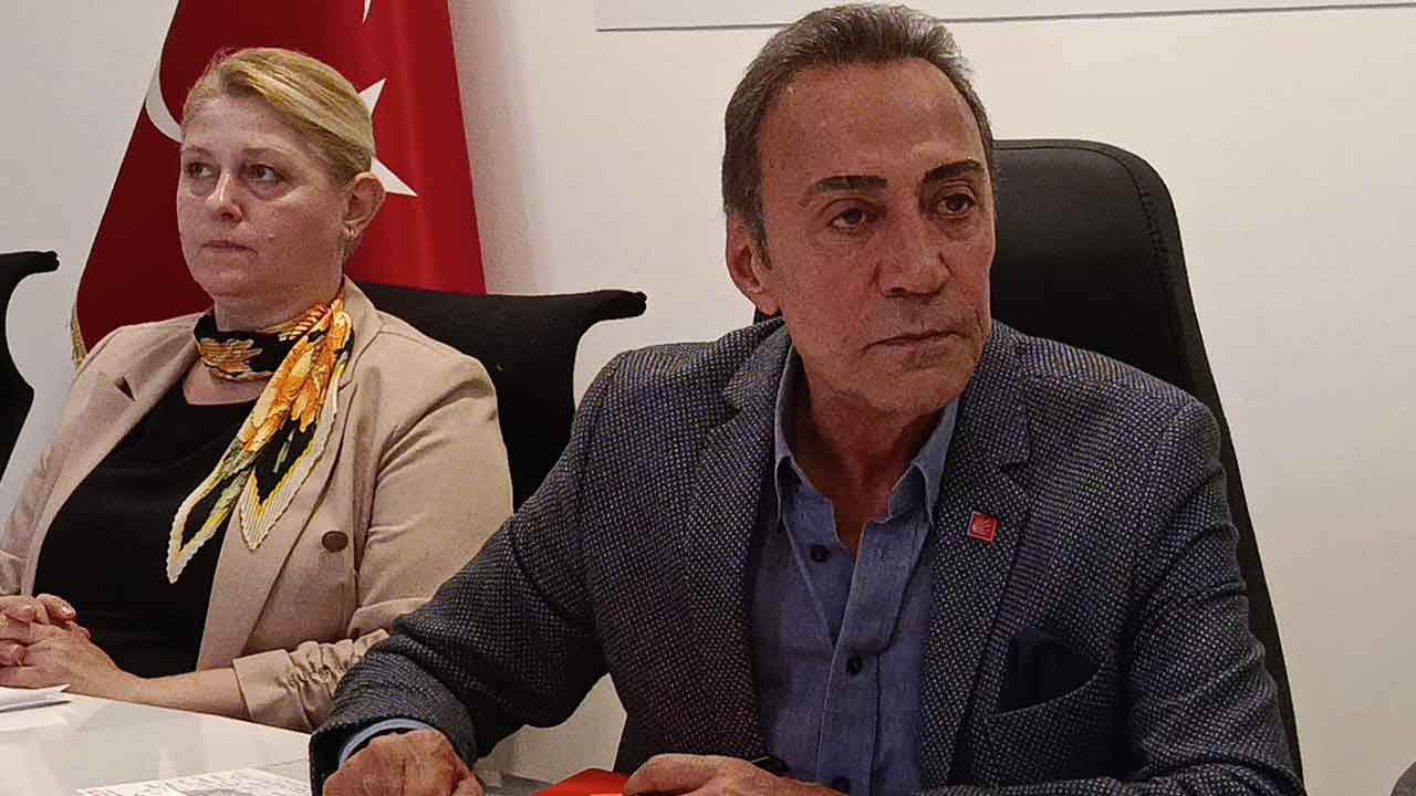 Foto - Mahkemeye gidenler ‘mama’yı eksik alanlar: Berhan Şimşek Özgür'ün partisine yeni isim taktı