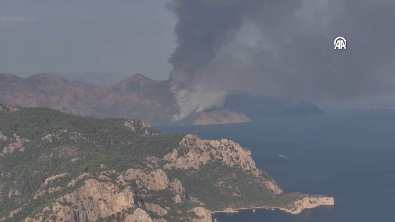 Foto - Marmaris'te çıkan orman yangınında 2. gün! Müdahale devam ediliyor