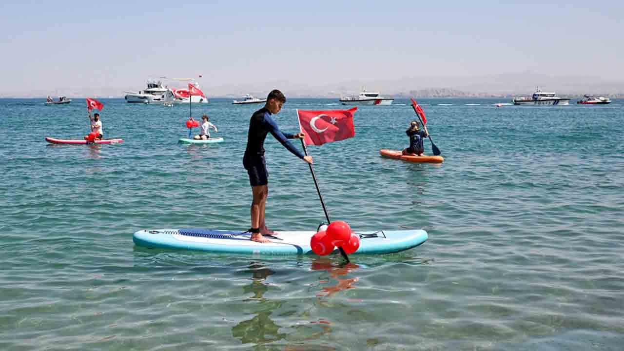 Foto - Mavi sular spora doyacak: Van'da 12. Su Sporları Festivali heyecanı!