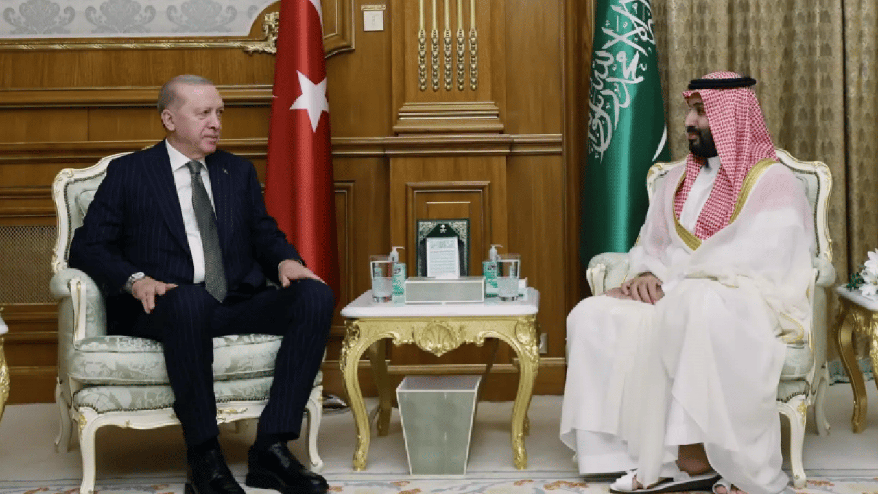 Foto - Mekke'deki tarihi imza dünyayı sarstı! "Müslüman NATO" manşetleri peş peşe geldi