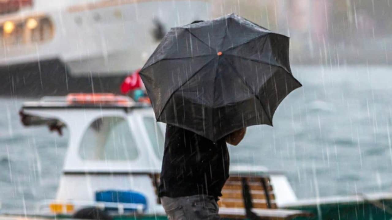 Foto - Meteoroloji’den hava durumu uyarısı: İstanbul ve 7 il için alarm verildi: Dev fırtına kapıda!