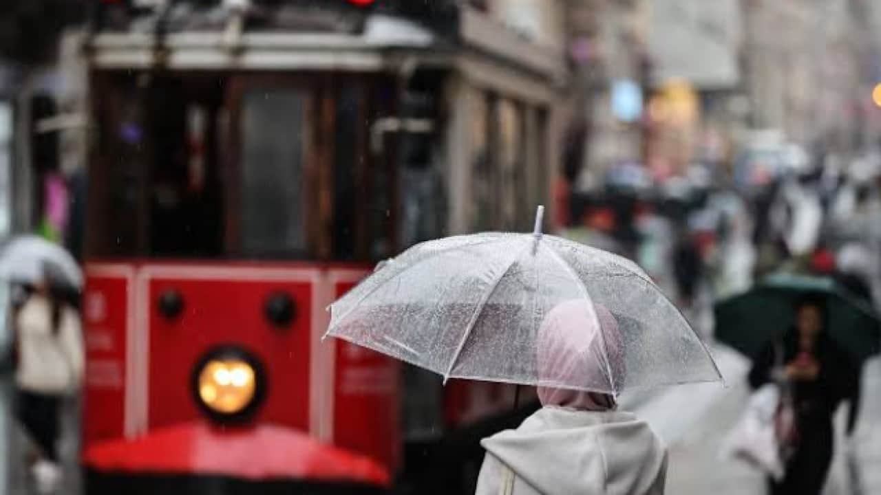 Foto - Meteoroloji’den hava durumu uyarısı: İstanbul ve 7 il için alarm verildi: Dev fırtına kapıda!