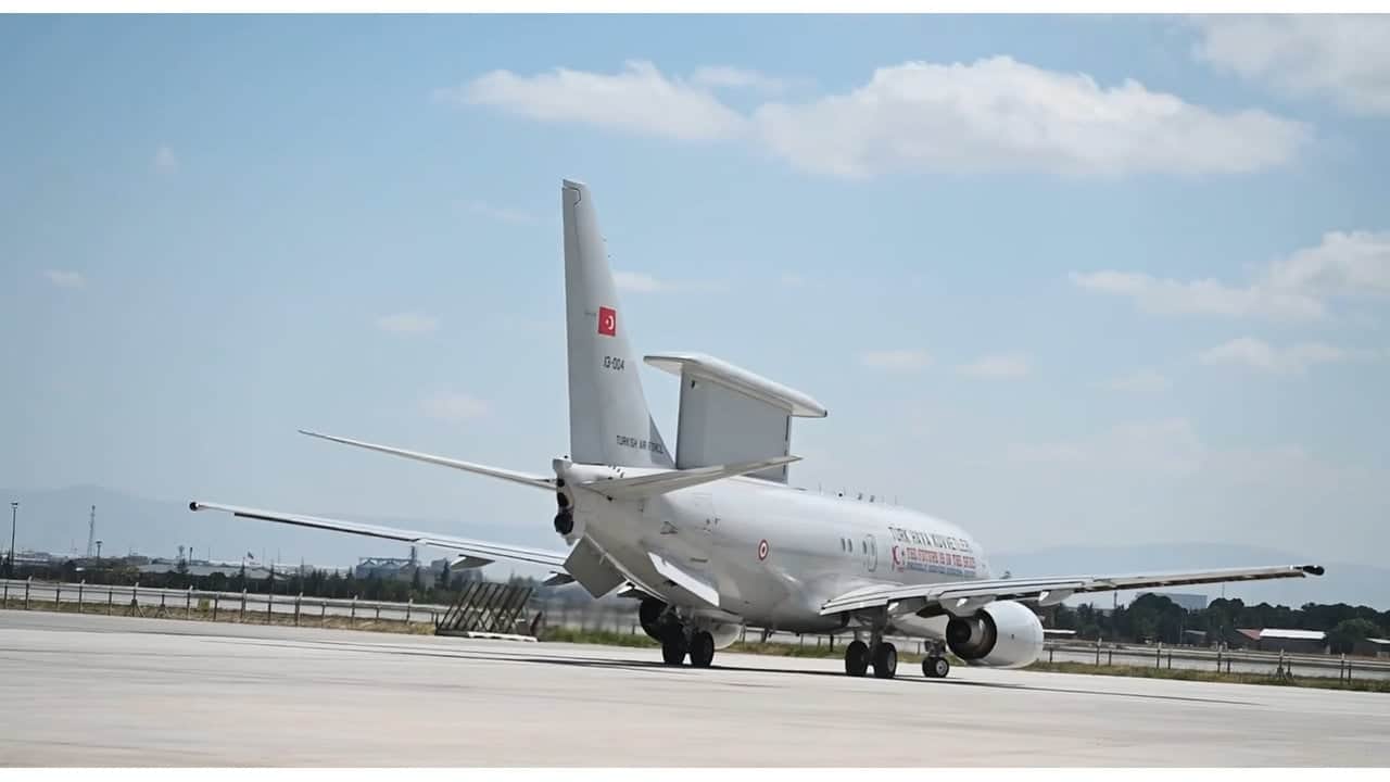 Foto - Milli kanatlar Avrupa’da kuş uçurtmadı: Türk F-16’ları Romanya hava sahasında bir ilke imza attı