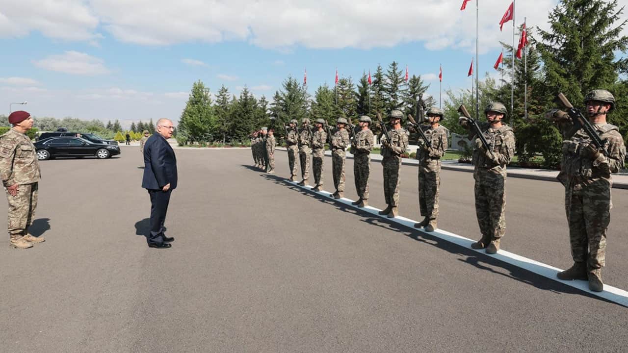 Foto - Milli Savunma Bakanı Güler, yeni mezun bordo berelilere hitap etti: Türk Özel Kuvvetleri dünyanın en elit birliklerinden biridir!