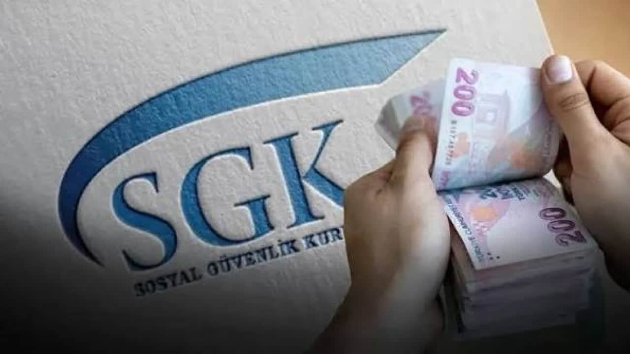 Foto - Milyonlarca emekliye müjdeli haber Maaş farkı bu gece hesaplara yatıyor