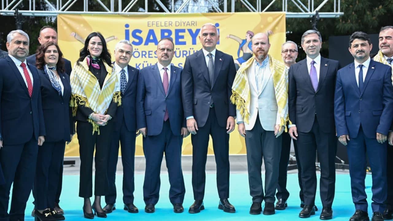 Foto - Nazilli'de festival heyecanı: Bakan Ersoy üreticiler ve sanatkârlarla bir araya geldi...