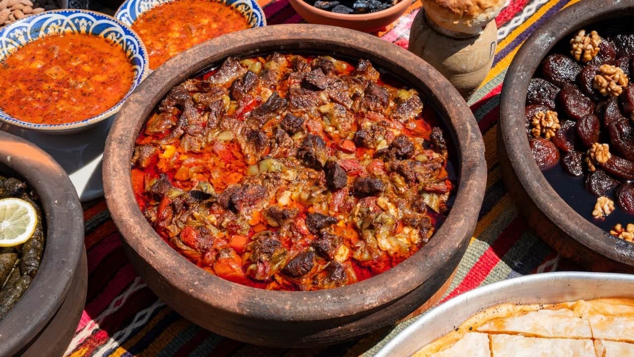 Foto - Nevşehir Kültür Yolu Festivali’nde lezzet yıldızları geçidi... Michelin Yıldızlı Şefler Kapadokya'nın lezzetlerinin peşine düştü...