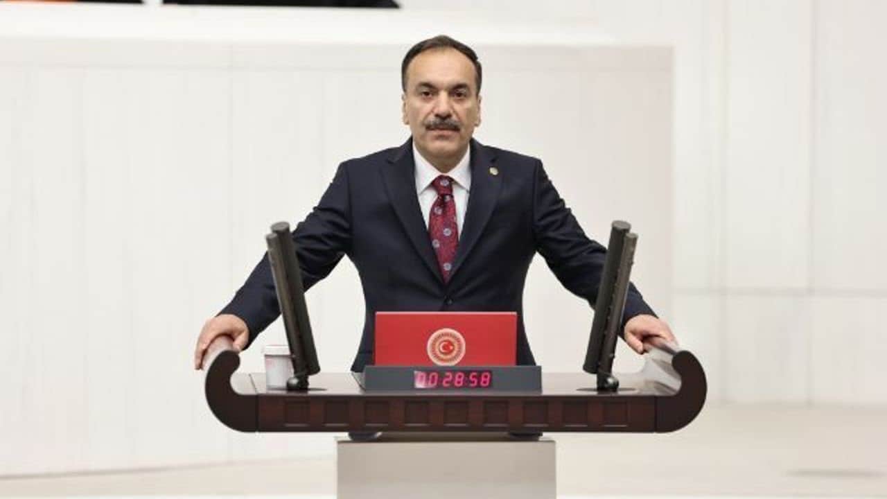 Foto - O isim AK Parti’ye katılıyor! Transfer sonrası Meclis’teki grupları düşecek
