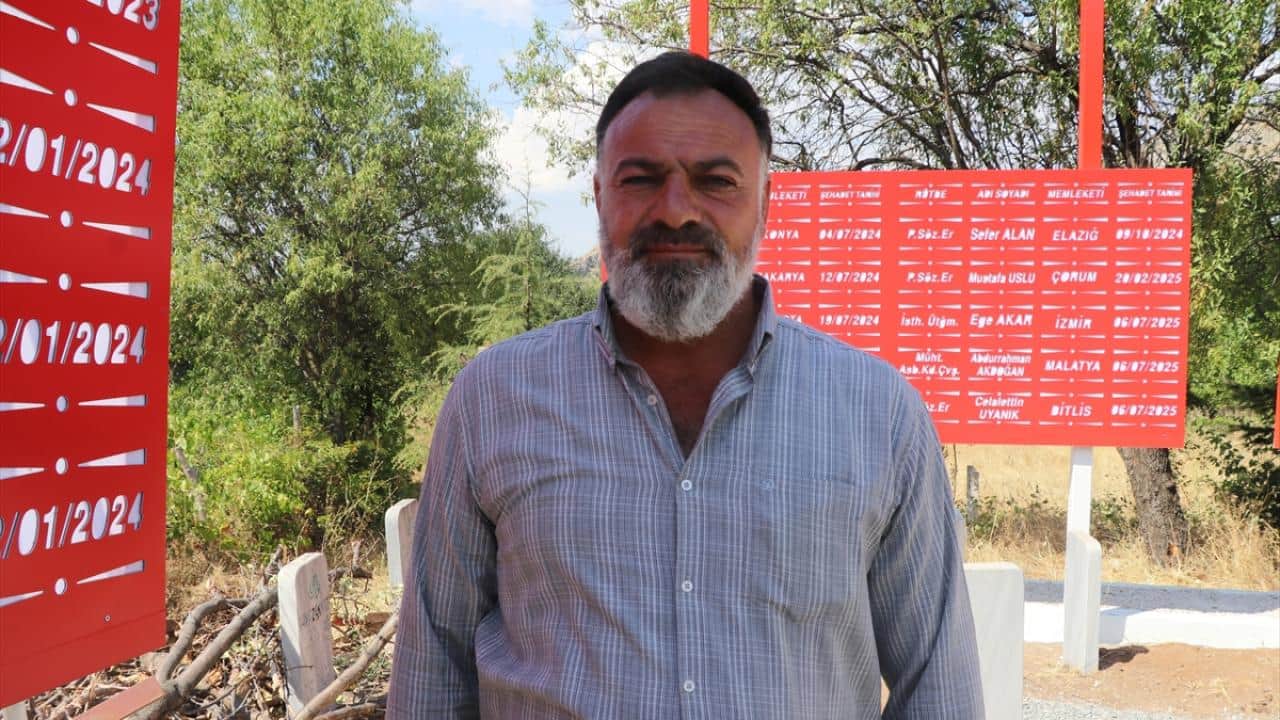 Foto - Şehit oğluna verdiği sözü tuttu! ‘Şehitler anıtı’ yaptırdı