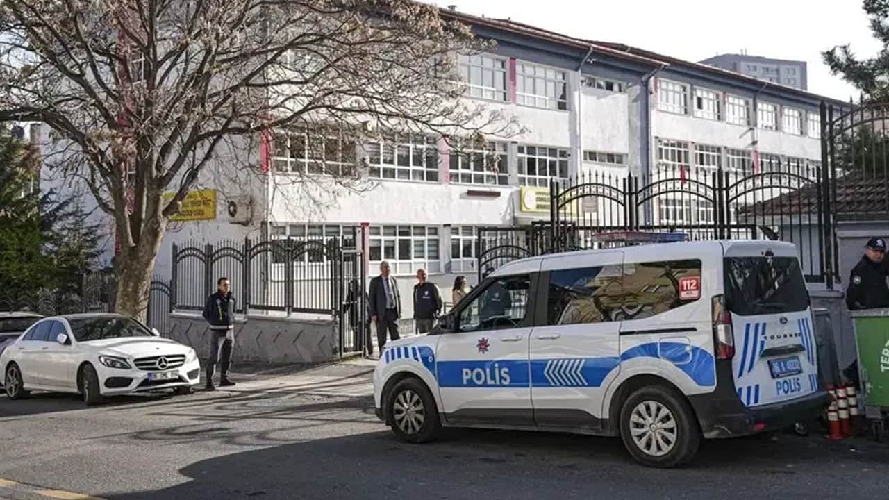 Foto - Okullarda yeni dönem başlıyor: 30 bin bahçe görevlisi işe alınacak! İşte ayrıntılar