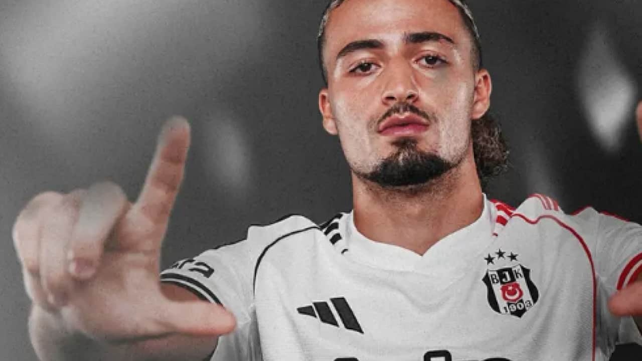 Foto - Olası vedası öncesi yoldan çevrildi: Italiano 'Göndermeyin' diyerek herkesi ters köşe yaptı
