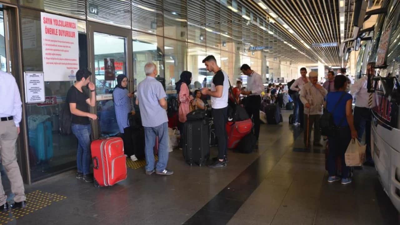 Otobüslerde dondurma ikramdı, şimdi kek bile yok